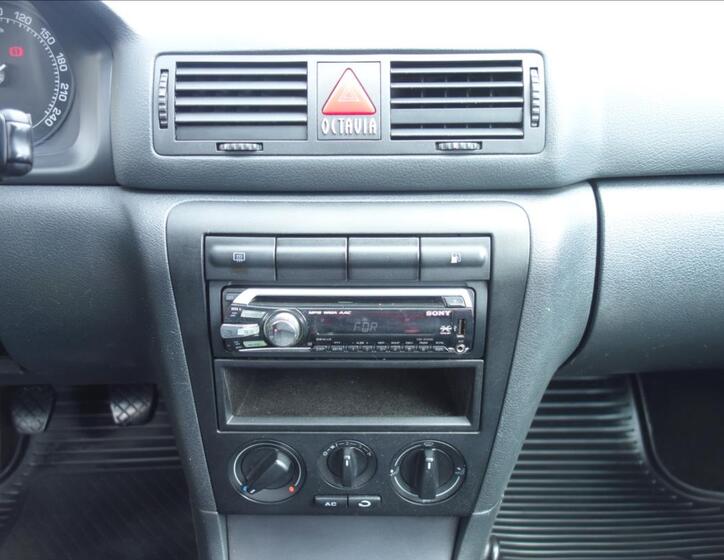 Škoda Octavia 20