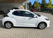 Toyota Yaris 7