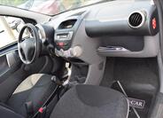 Peugeot 107 17