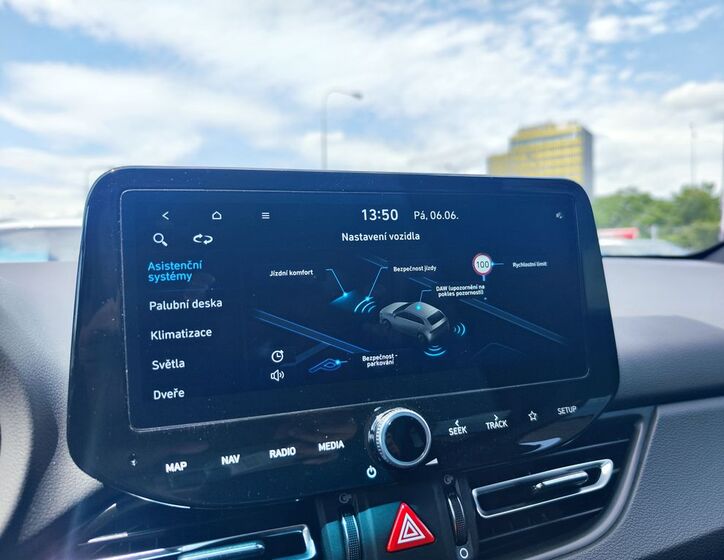 Hyundai i30 18