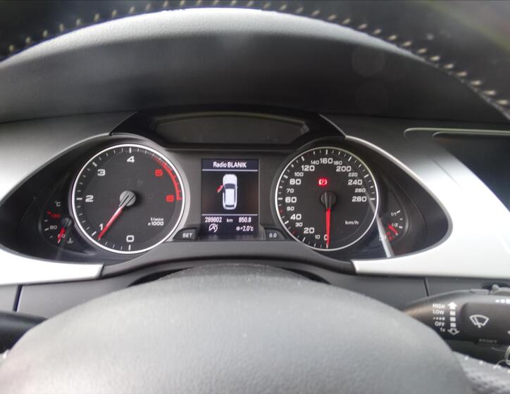 Audi A4 12