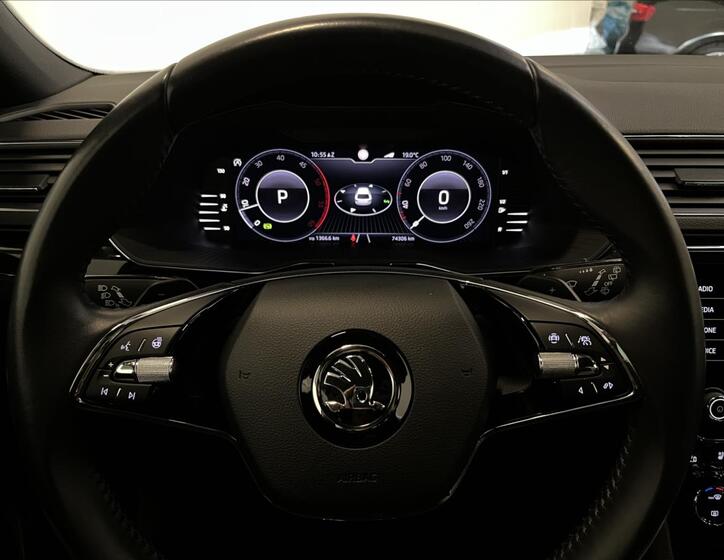 Škoda Superb 15