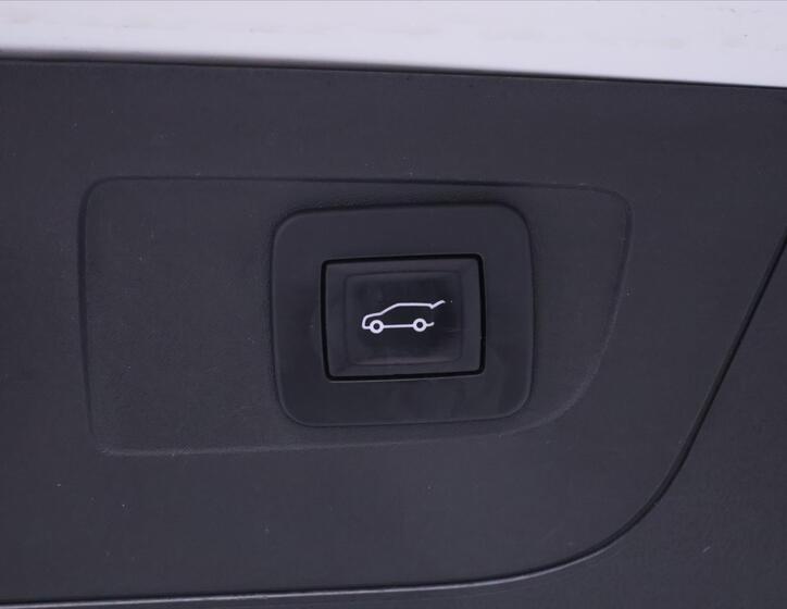Opel Insignia 11