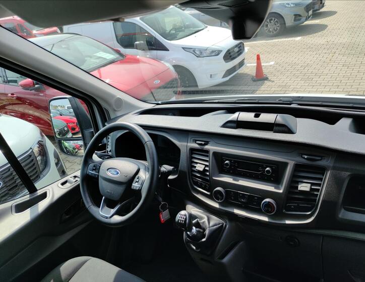 Ford Transit 18