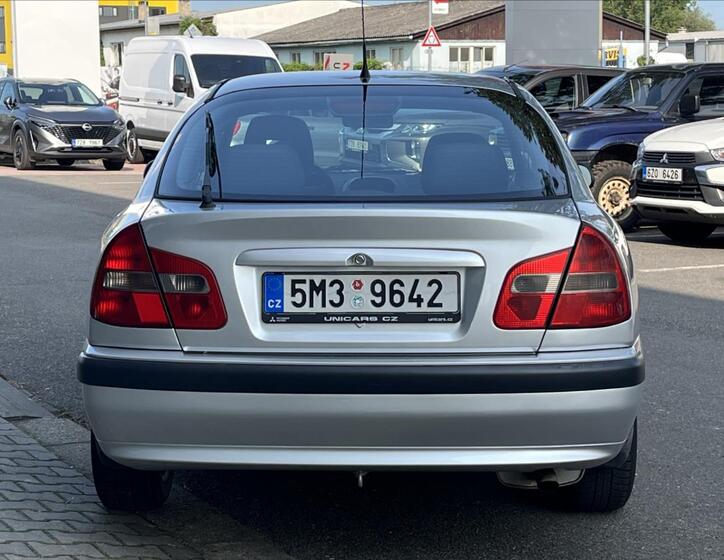 Mitsubishi Carisma 6