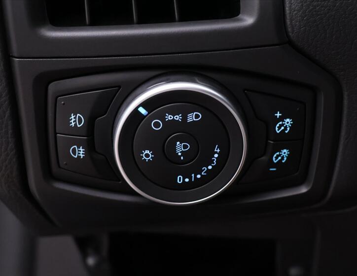 Ford Focus 16