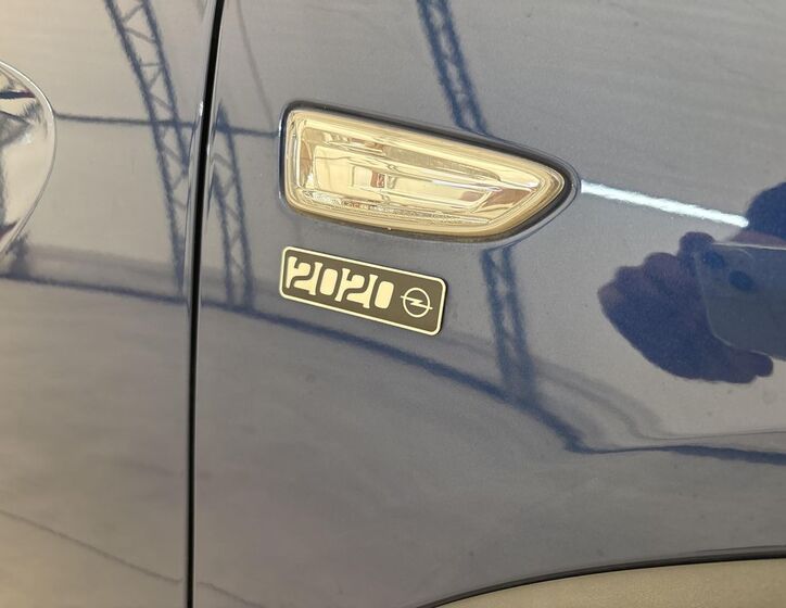 Opel Ostatní 11
