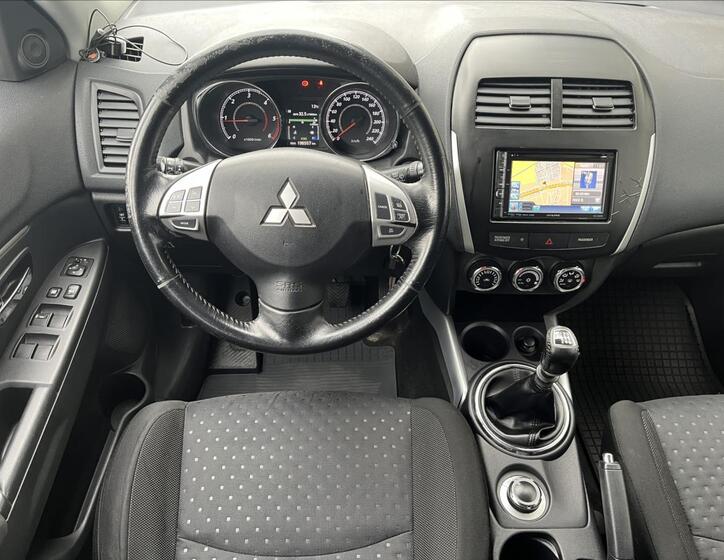 Mitsubishi ASX 10