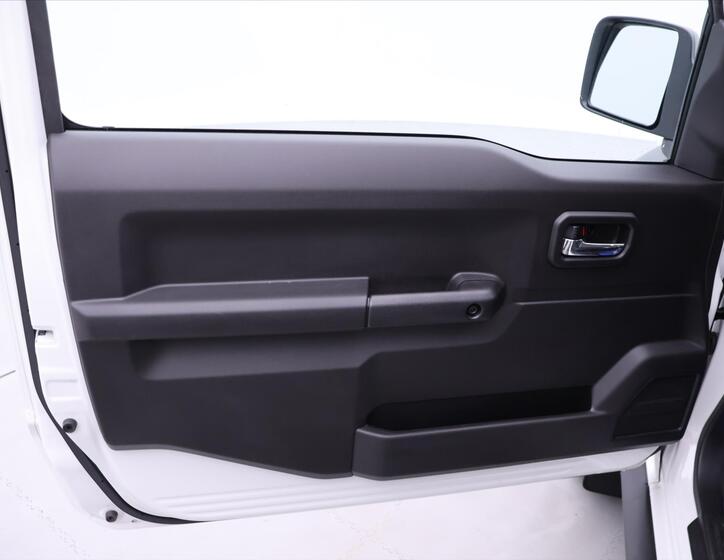 Suzuki Jimny 11