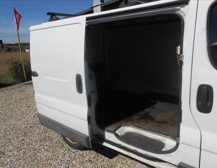 Renault Trafic 17