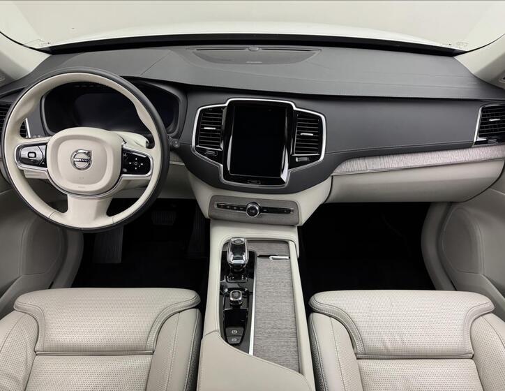 Volvo XC90 7