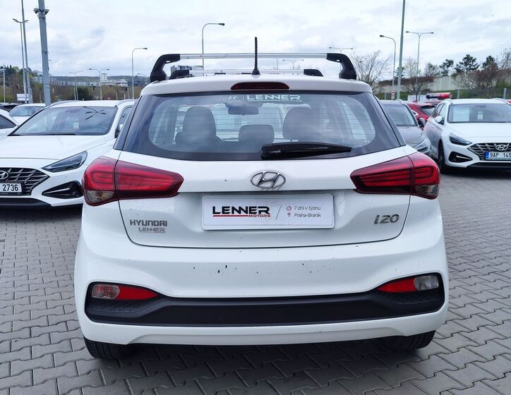 Hyundai i20 6