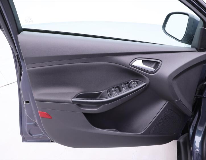 Ford Focus 11
