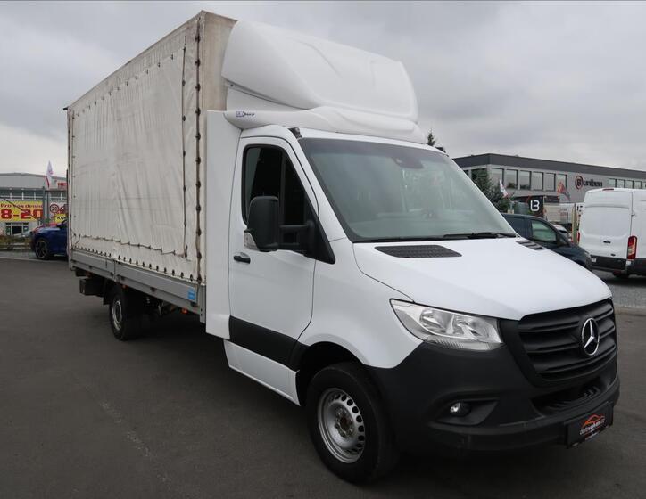 Mercedes-Benz Sprinter 2