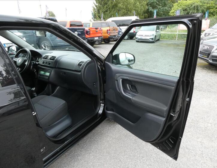 Škoda Fabia 24