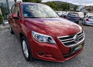 Volkswagen Tiguan 9