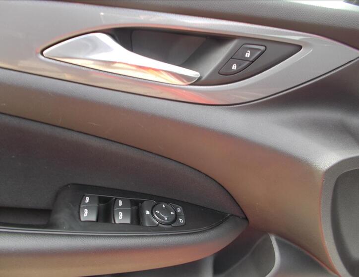Opel Insignia 27