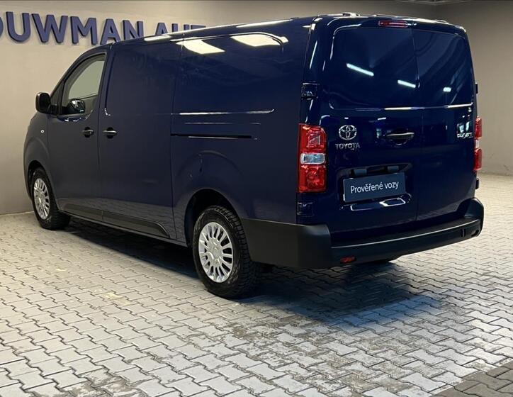 Toyota ProAce 13