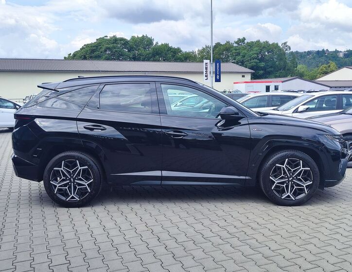 Hyundai Tucson 4