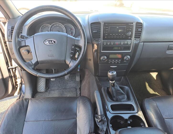 KIA Sorento 9