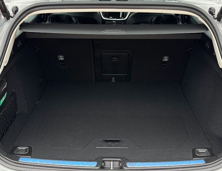 Volvo V60 9