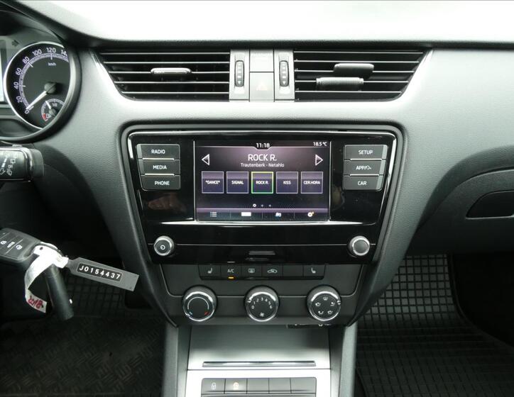 Škoda Octavia 25