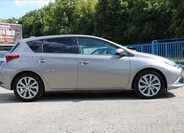 Toyota Auris 4