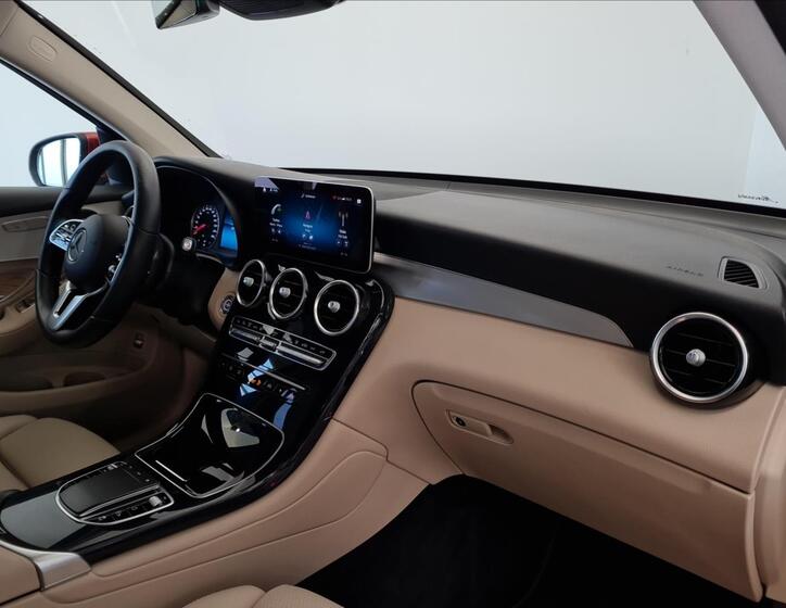 Mercedes-Benz GLC 14