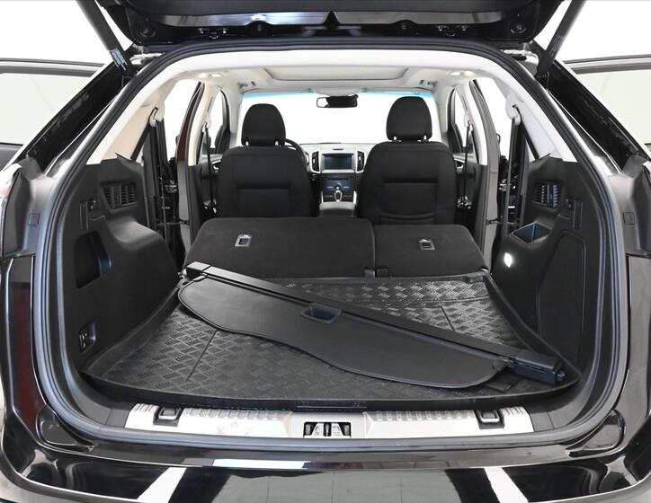 Ford Edge 11
