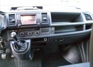 Volkswagen Caravelle 29
