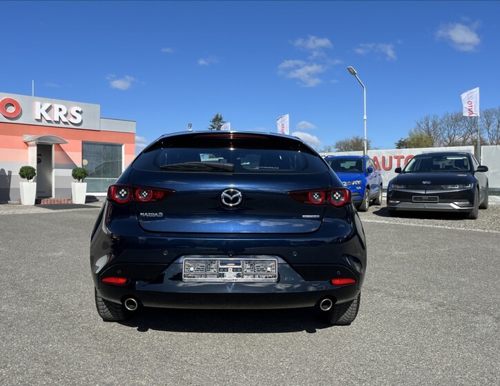 Mazda 3 7