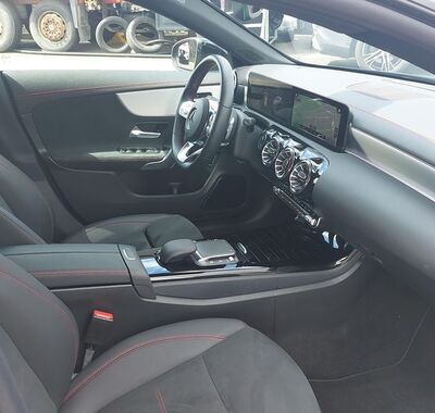 Mercedes-Benz CLA 12