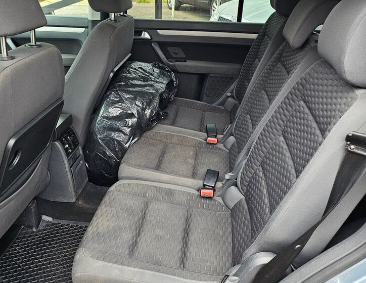 Volkswagen Touran 7