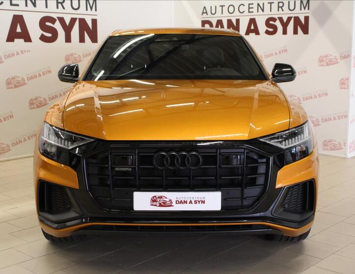 Audi Q8 2