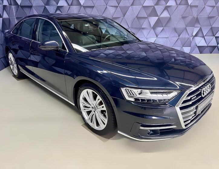 Audi A8 4