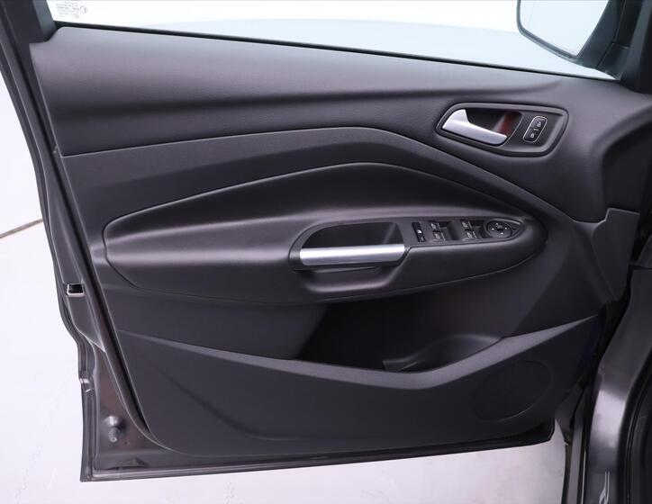 Ford Kuga 11