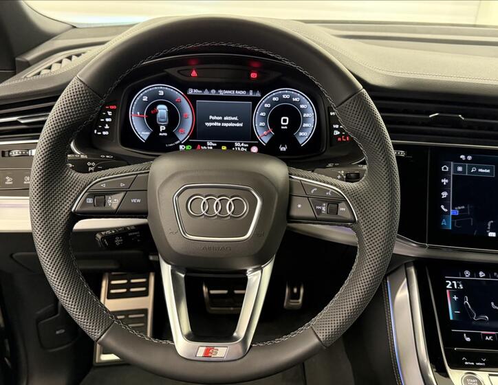 Audi Q8 15