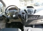 Ford Tourneo Custom 11