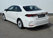 Toyota Corolla 4