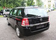 Opel Zafira 5