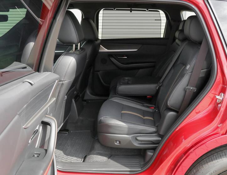 Mazda CX-80 16