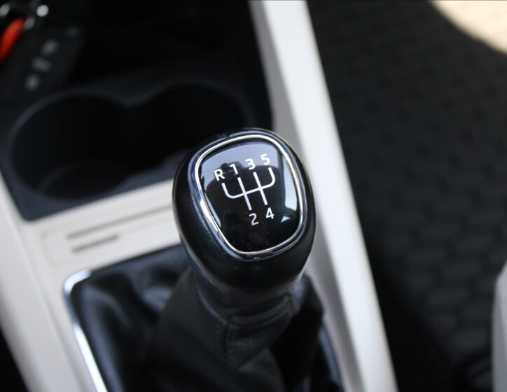 Škoda Fabia 24