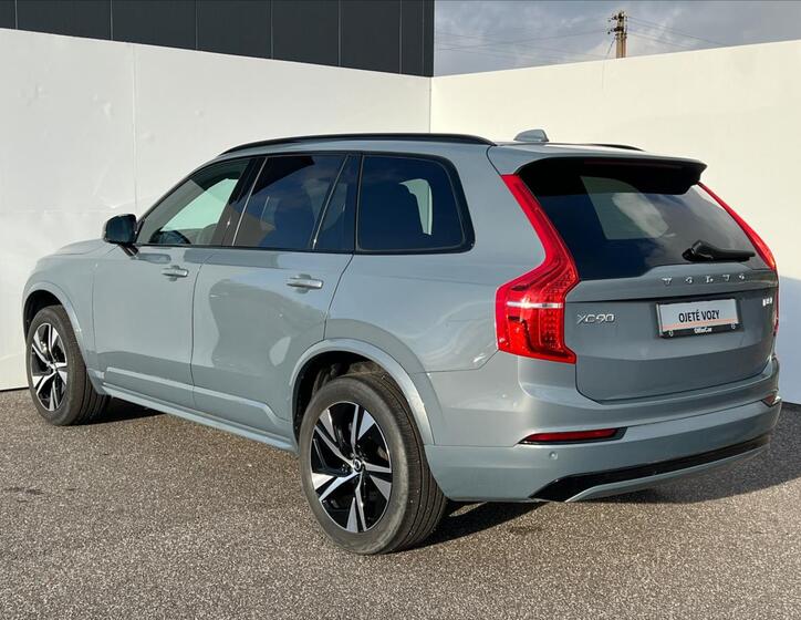 Volvo XC90 9