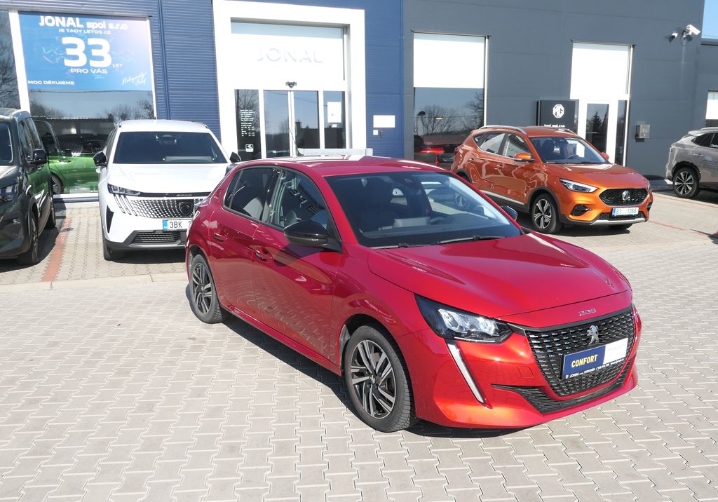 Peugeot 208