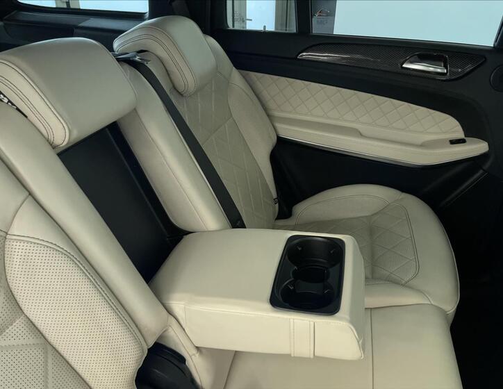 Mercedes-Benz GLS 21