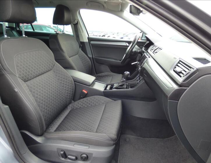 Škoda Superb 66