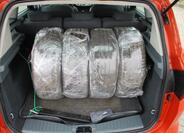 Ford C-MAX 9
