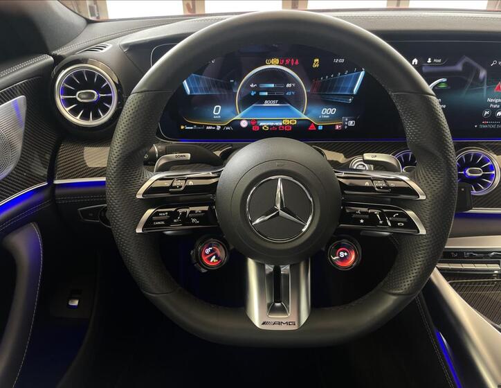 Mercedes-Benz AMG GT 10