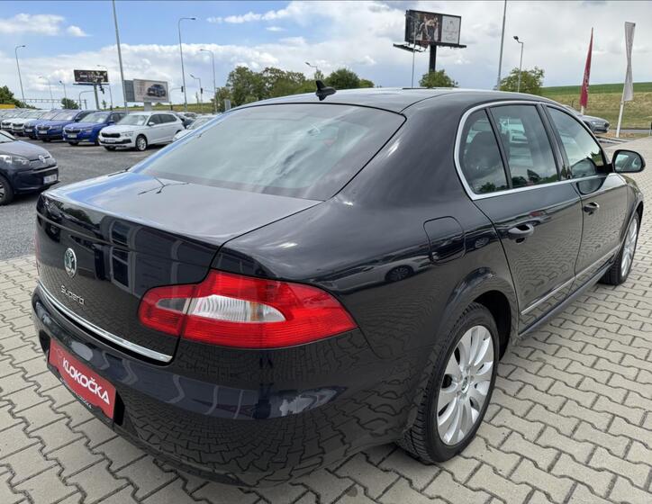 Škoda Superb 2