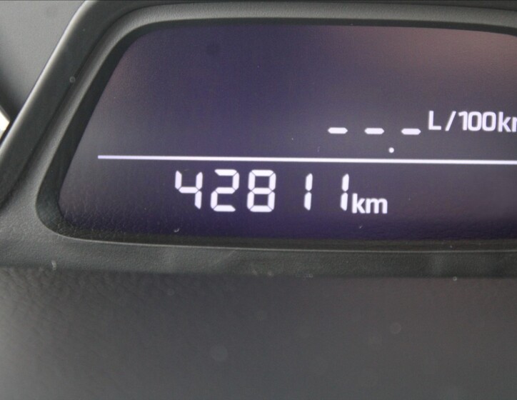 Hyundai i10 9